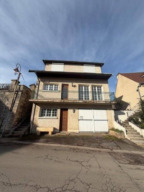 Maison 5 pièces 92 m² · à Chambolle-Musigny · 92 m² · 835 €/mois