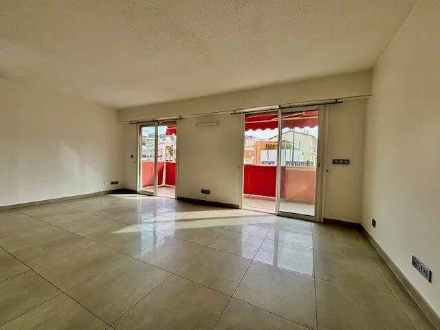 Appartement 2 pièces 57 m² · à Cannes · 57,1 m² · 282 000 €