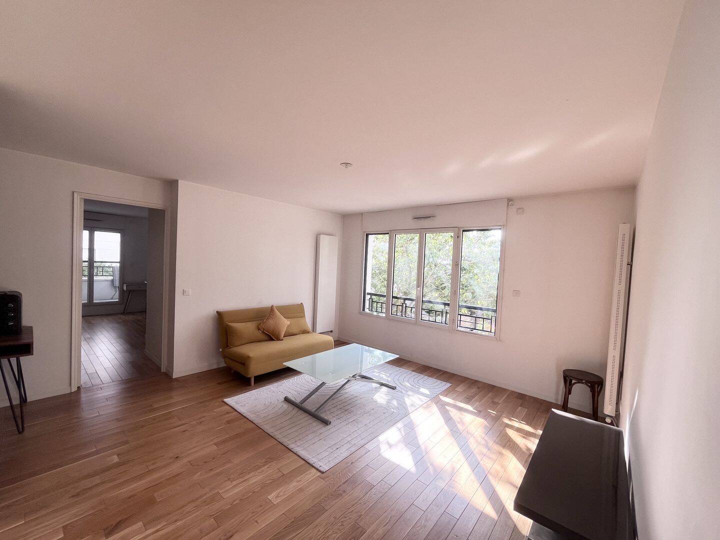 Appartement 2 pièces 47 m² · à Suresnes · 47 m² · 364 000 €