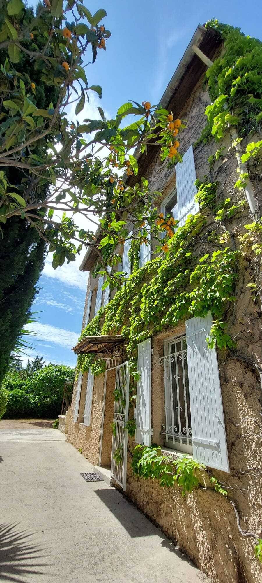 Maison 5 pièces 132 m² · à Vitrolles · 132 m² · 513 000 €