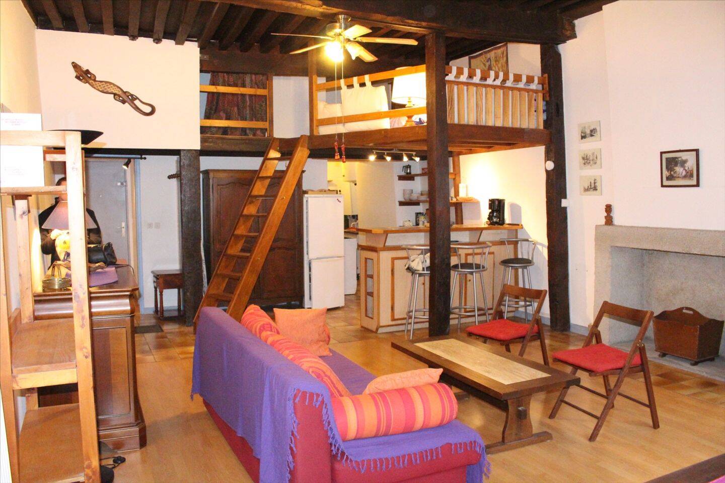 Appartement 1 pièce 48 m² · à Besançon · 47,8 m² · 520 €