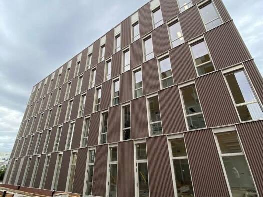 Espace bureau à louer 3 293 € 1 178 m² de bureaux divisible à partir de 149 m² Bonnevay - La Soie - Les Brosses Villeurbanne 69100