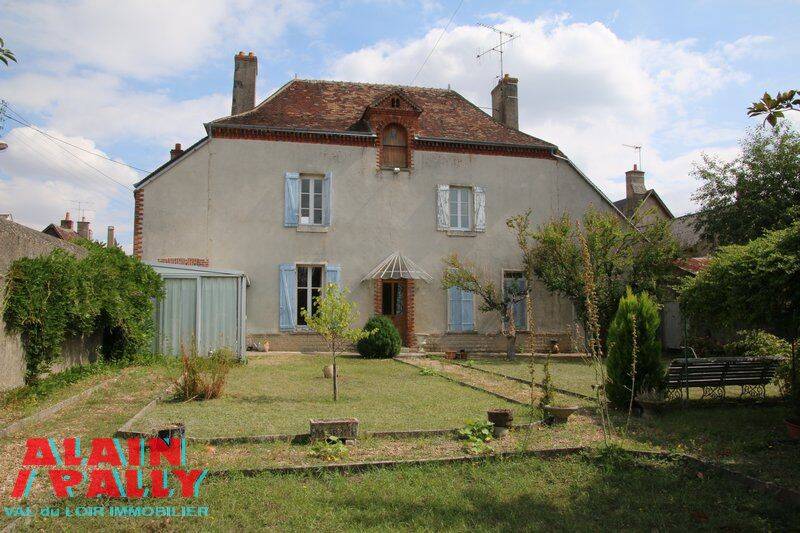 Maison 6 pièces 126 m² · à Cloyes-les-Trois-Rivières · 126 m² · 190 800 €