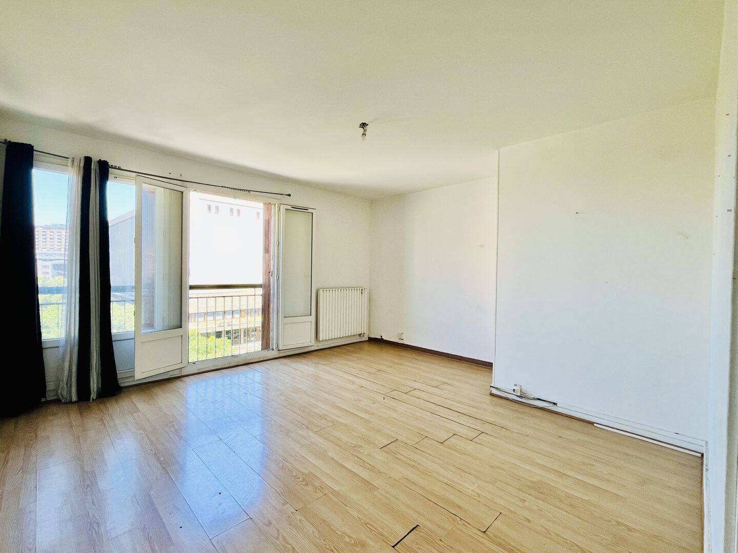 Appartement 2 pièces 49 m² · à Marseille 10ème Arrondissement · 48,7 m² · 159 600 €