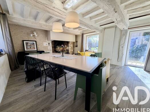 Maison à vendre 390 000 € 8 pièces 5 chambres 140 m² 1 001 m² de terrain Savonnières 37510