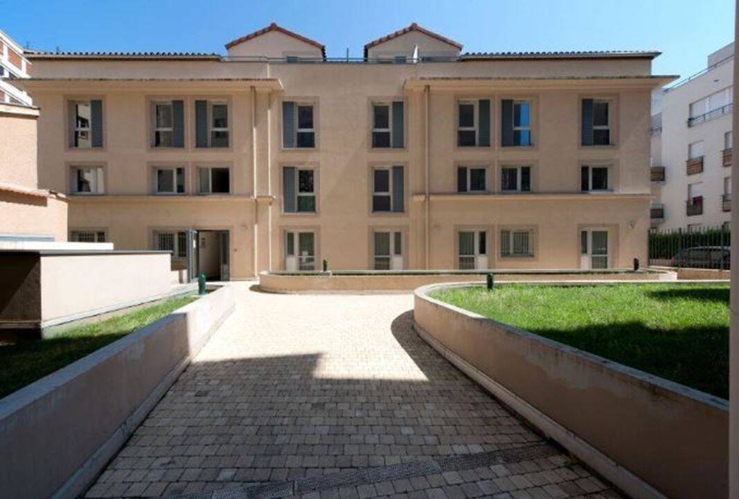 Appartement 1 pièce 19 m² · à Lyon 8ème Arrondissement · 19 m² · 79 104 €