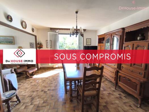 Appartement à vendre 189 000 € 4 pièces 2 chambres 70 m² Étage 1/3 Pin Vert Aubagne 13400