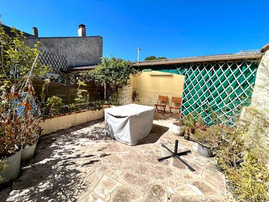 Triplex à louer 700 € 3 pièces 1 chambre 49 m² Étage 1/3 Centre Ville Dieppe 76200