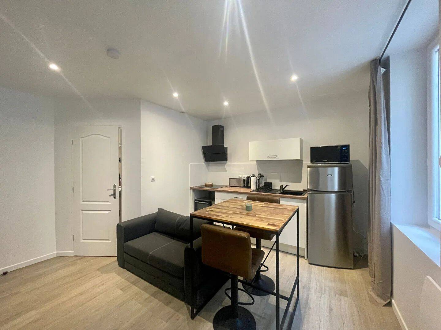 Appartement 1 pièce 21 m² · à Montélimar · 21 m² · 430 €