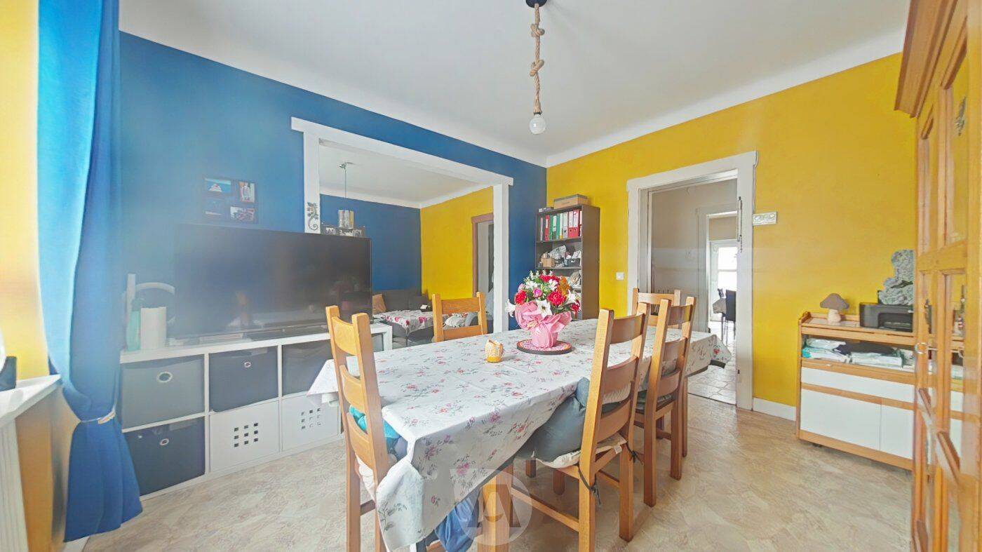 Maison 6 pièces 128 m² · à Creutzwald · 127,6 m² · 107 000 €