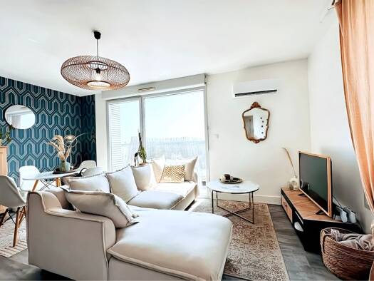 Appartement à vendre 169 000 € 2 pièces 1 chambre 45 m² Étage 3/3 Blagnac 31700