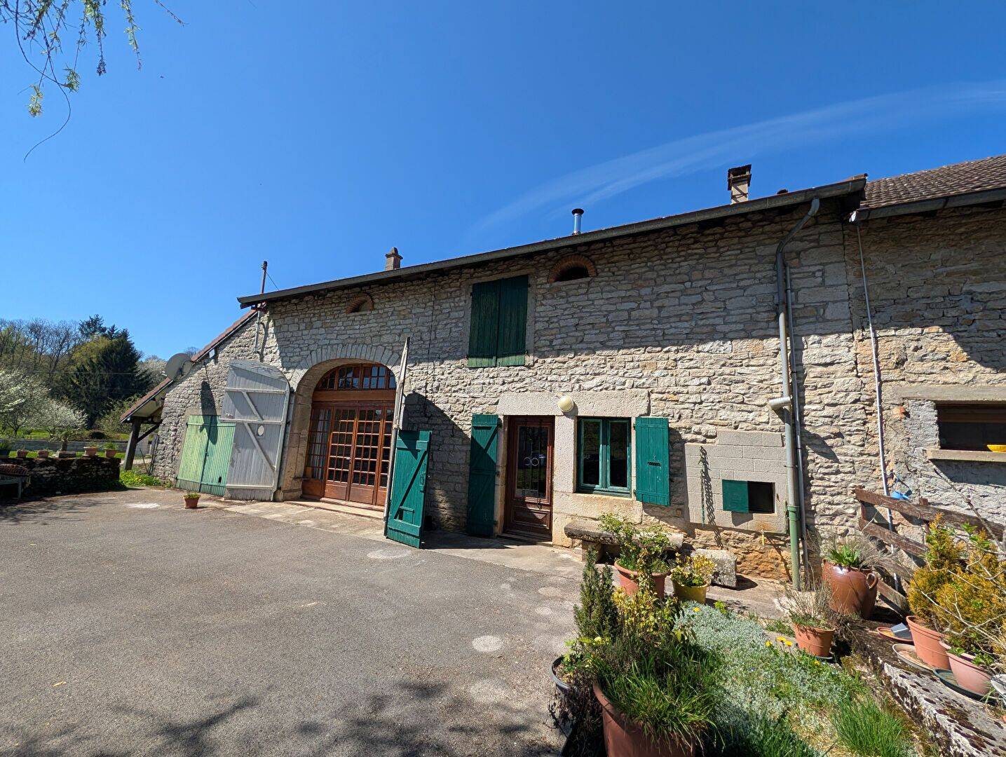 Maison 6 pièces 130 m² · à Orgelet · 130 m² · 135 000 €