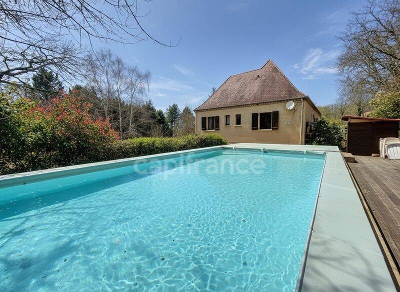 Maison 8 pièces 222 m² · à Le Buisson-de-Cadouin · 222 m² · 254 880 €