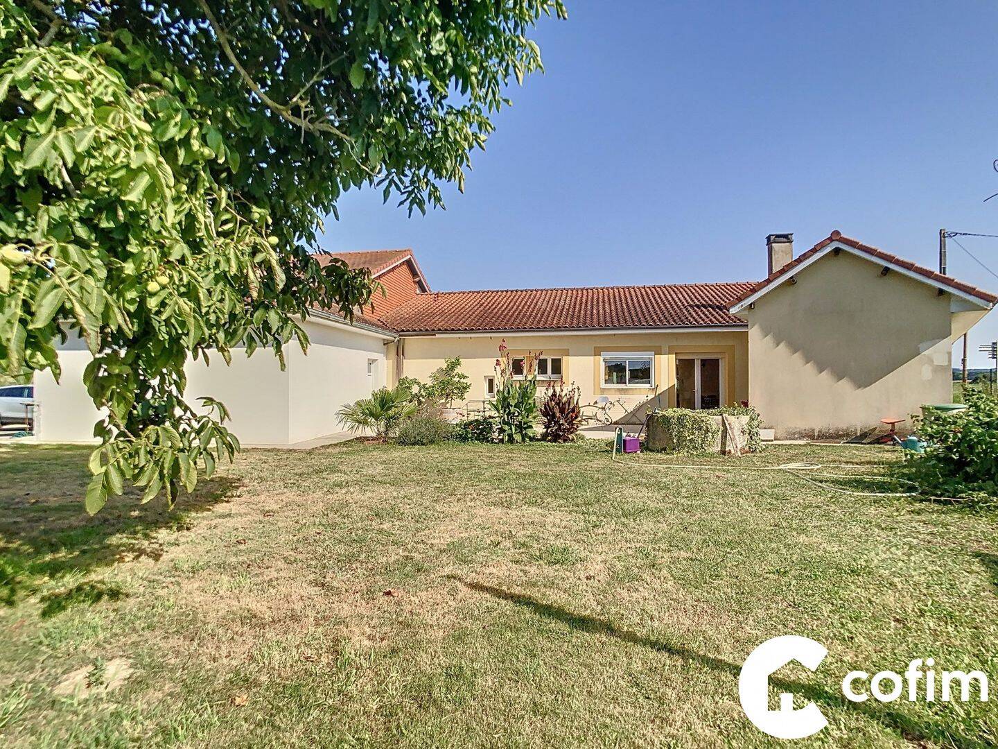Maison 5 pièces 125 m² · à Garlin · 125 m² · 243 000 €
