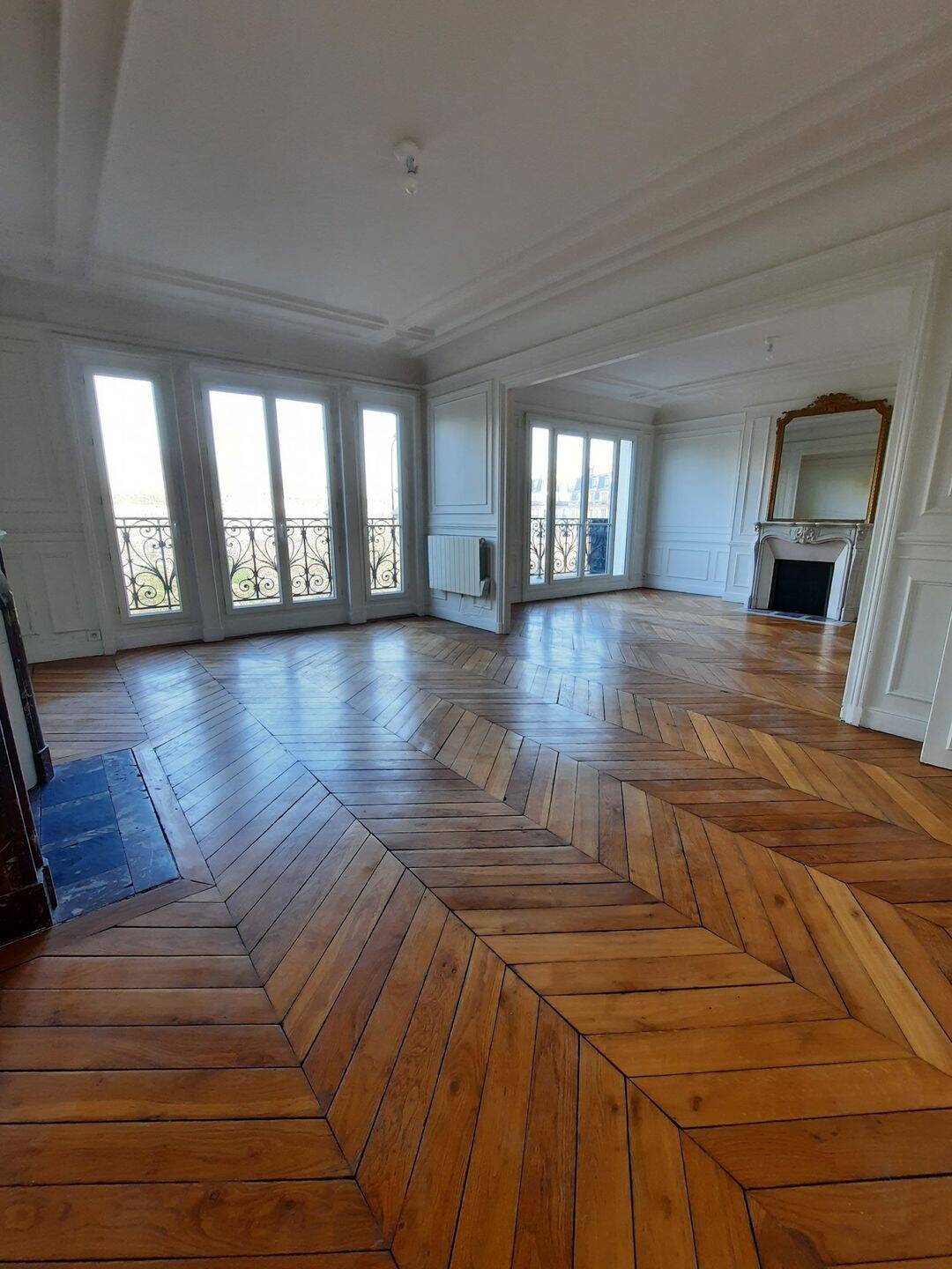 Appartement 5 pièces 109 m² · à Paris 17ème Arrondissement · 108,5 m² · 2 790 €/mois