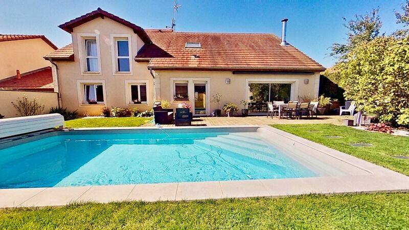 Maison 8 pièces 236 m² · à Augny · 236 m² · 515 000 €