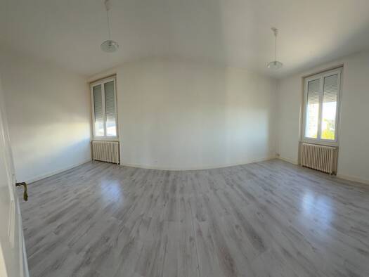 Maison à louer 1 275 € 4 pièces 3 chambres 98 m² 652 m² de terrain Baza-Bois Vignal Aubenas 07200