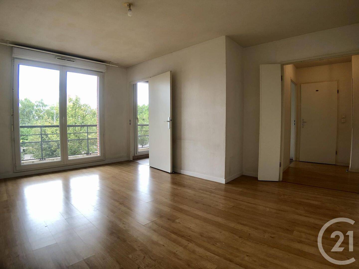 Appartement 2 pièces 38 m² · à Évry-Courcouronnes · 38 m² · 740 €/mois