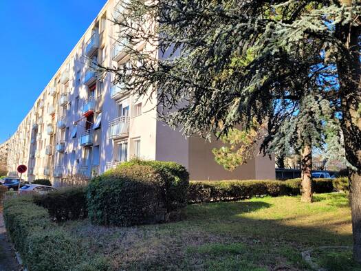 Appartement à vendre 189 000 € 4 pièces 3 chambres 59 m² Étage 1/4 Les Franchises Eaubonne 95600