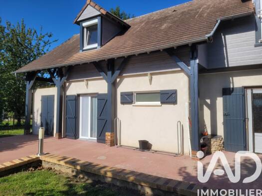 Maison à vendre 215 000 € 4 pièces 3 chambres 110 m² 1 129 m² de terrain Villemaréchal 77710