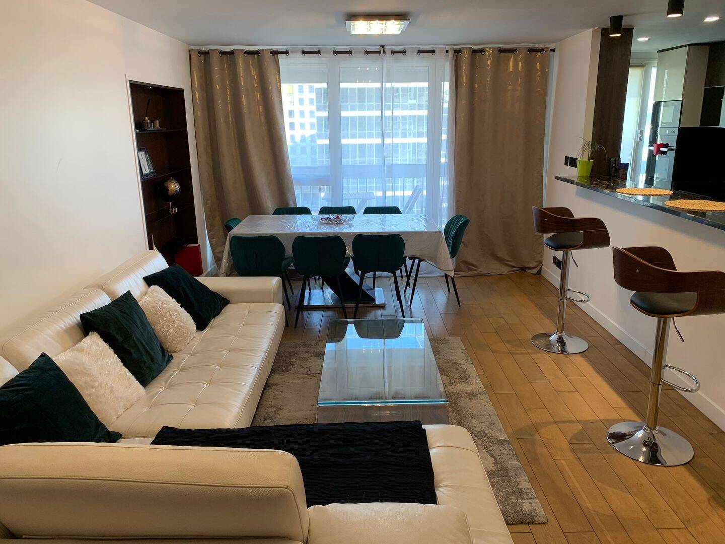 Appartement 4 pièces 104 m² · à Puteaux · 104 m² · 4 500 €/mois