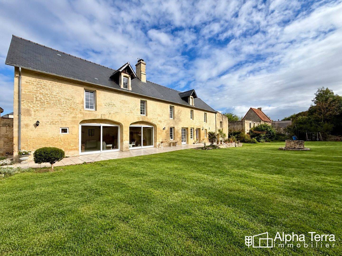 Maison 6 pièces 260 m² · à Thue Et Mue · 260 m² · 650 000 €