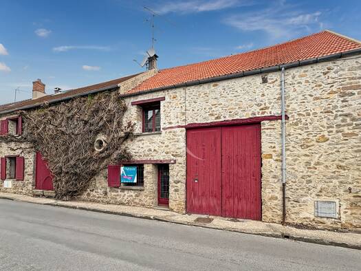 Maison à vendre 280 000 € 6 pièces 4 chambres 173 m² 450 m² de terrain Janville-sur-Juine 91510