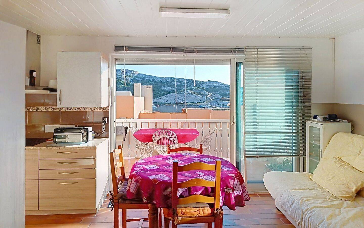 Appartement 2 pièces 46 m² · à Marseille 7ème Arrondissement · 46 m² · 273 000 €