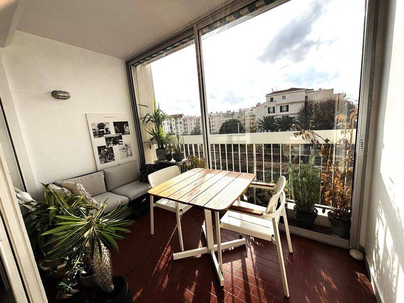 Appartement 1 pièce 30 m² · à Antibes · 30 m² · 158 000 €