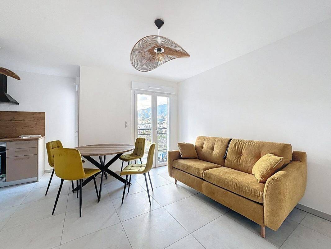 Appartement 1 pièce 29 m² · à Ajaccio · 29 m² · 690 €/mois