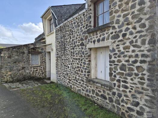 Maison à vendre 229 300 € 4 pièces 2 chambres 68 m² 495 m² de terrain Saint-Jouan-des-Guérets 35430