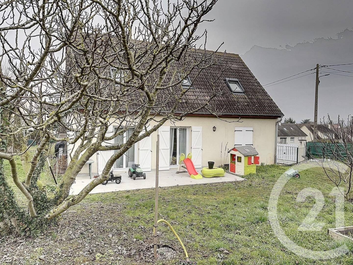 Maison 7 pièces 142 m² · à Chapet · 142 m² · 479 000 €