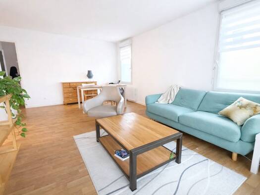 Appartement à louer 1 436 € 4 pièces 3 chambres 83 m² RDC Montigny-le-Bretonneux 78180