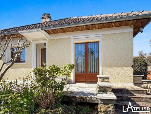 Maison à vendre 545 000 € 5 pièces 4 chambres 98 m² 409 m² de terrain Saint-Germain-en-Laye 78112