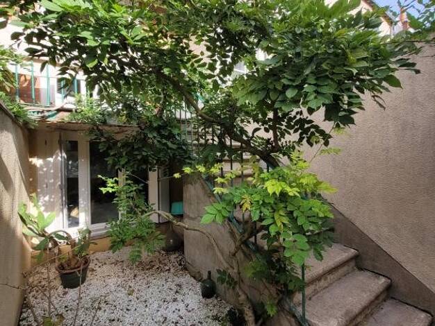 Duplex à vendre 224 400 € 3 pièces 2 chambres 61,7 m² Étage 1/2 Grammont Tours 37000