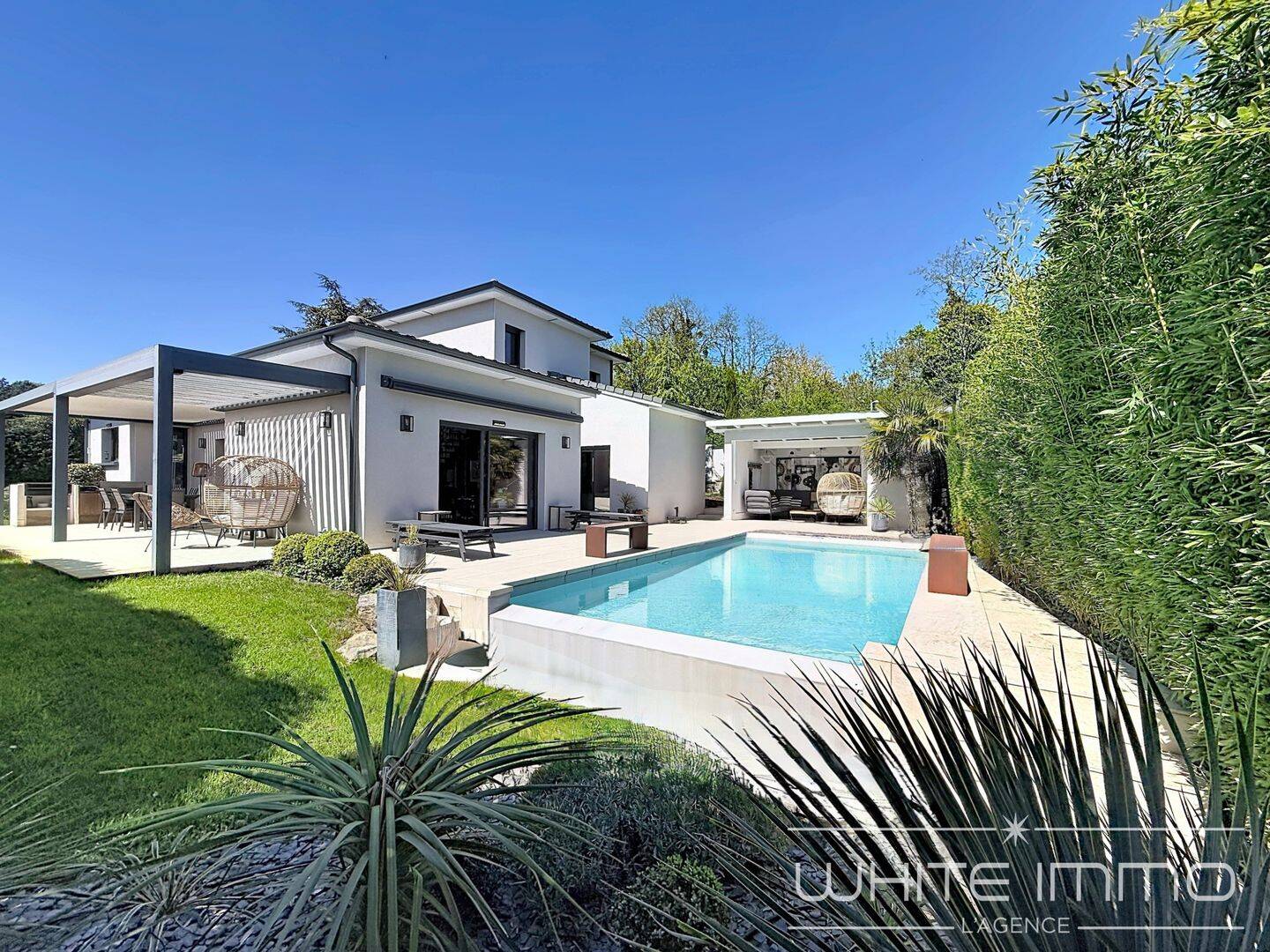 Maison 6 pièces 174 m² · à Francheville · 174 m² · 995 000 €