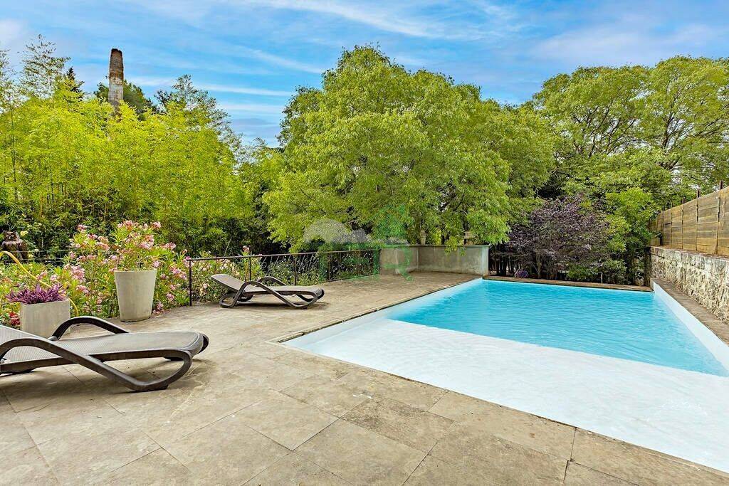 Maison 4 pièces 179 m² · à Lavérune · 178,7 m² · 2 950 €