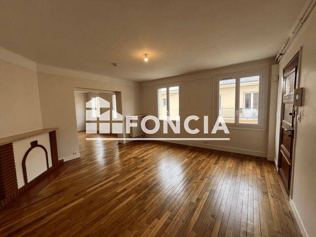 Appartement 3 pièces 76 m² · à Chartres · 75,9 m² · 720 €