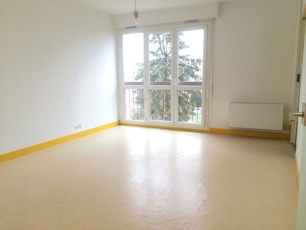 Appartement 1 pièce 30 m² · à Limoges · 29,6 m² · 405 €