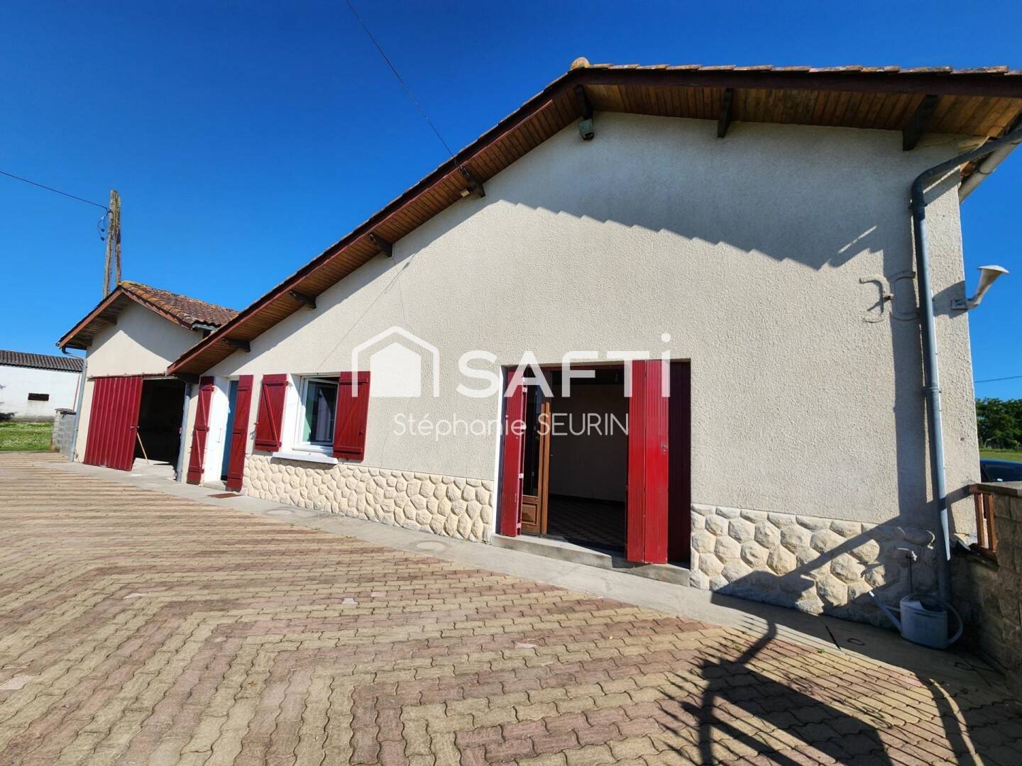 Maison 5 pièces 103 m² · à Montlieu-la-Garde · 103 m² · 181 000 €