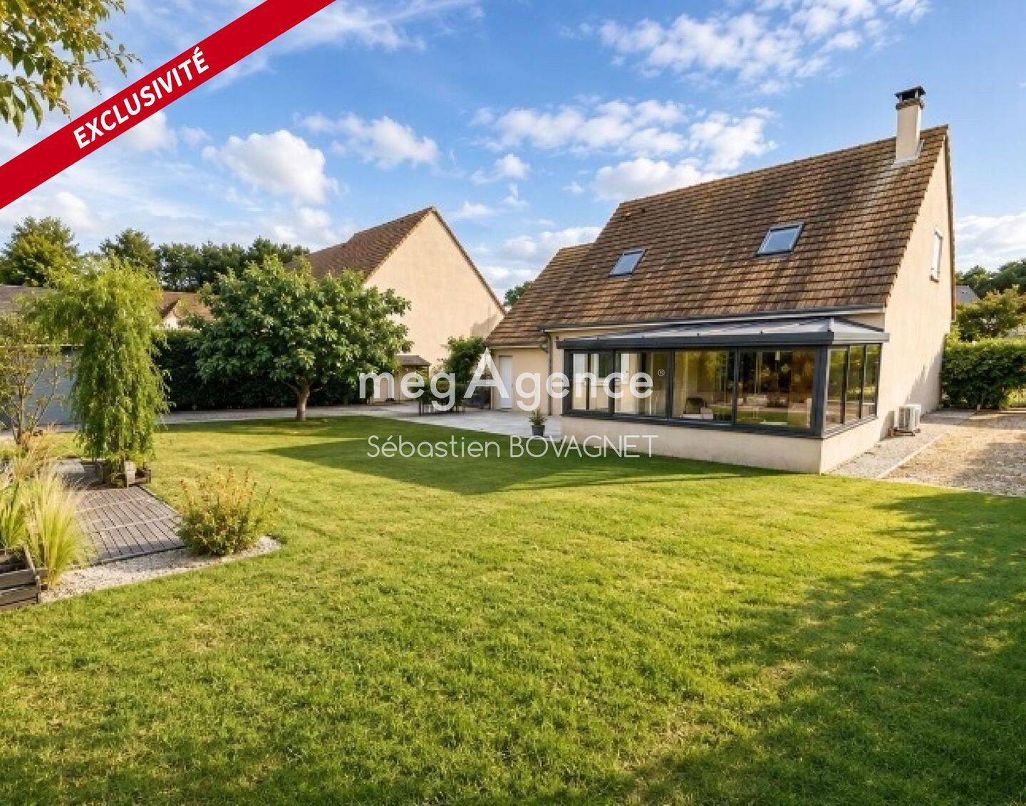 Maison 6 pièces 100 m² · à Écommoy · 100 m² · 240 000 €