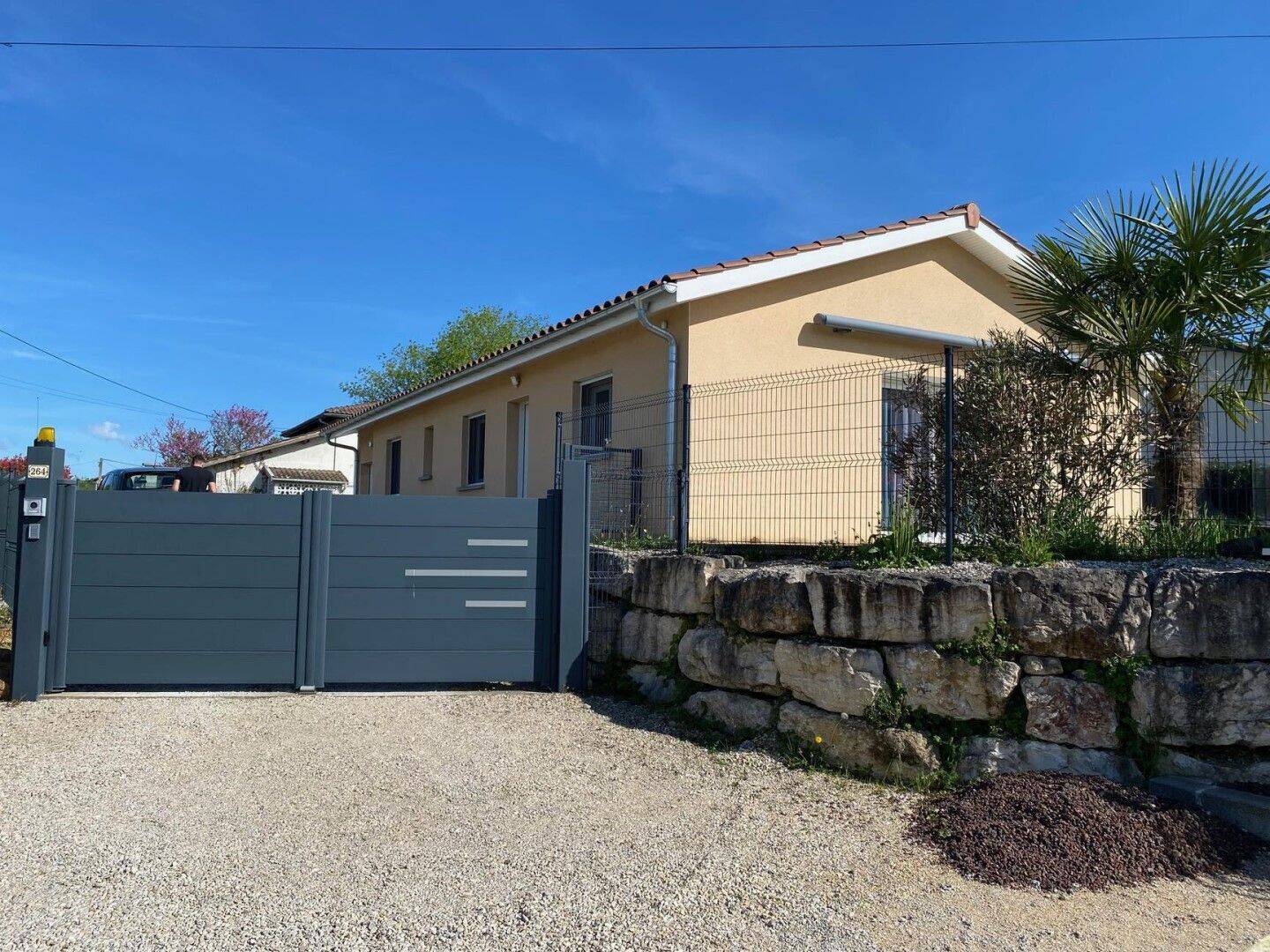 Maison 4 pièces 96 m² · à Fareins · 96 m² · 385 000 €