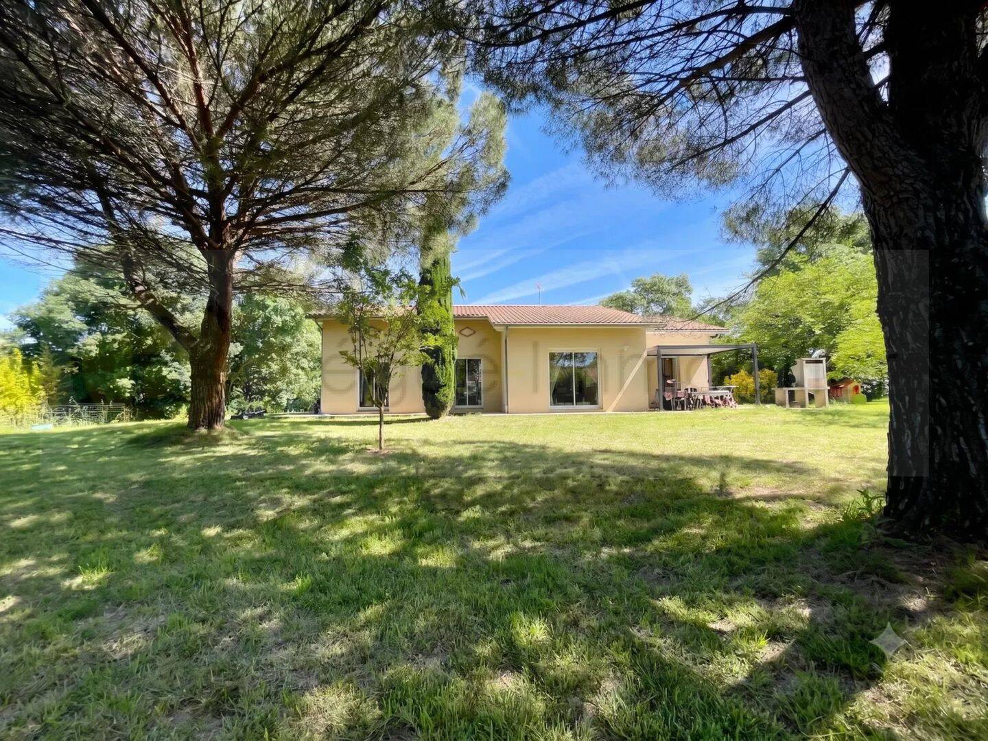 Maison 4 pièces 100 m² · à L'Isle-Jourdain · 100 m² · 315 000 €