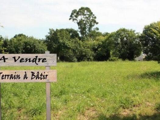 Terrain constructible à vendre 184 176 € 1 269 m² de terrain Drémil-Lafage 31280