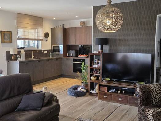 Appartement à vendre 292 000 € 4 pièces 4 chambres 98 m² RDC/1 Santa-Maria-Poggio 20221