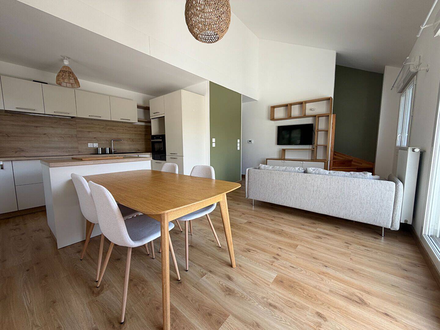 Appartement 3 pièces 62 m² · à Neuville-sur-Saône · 61,7 m² · 990 €/mois