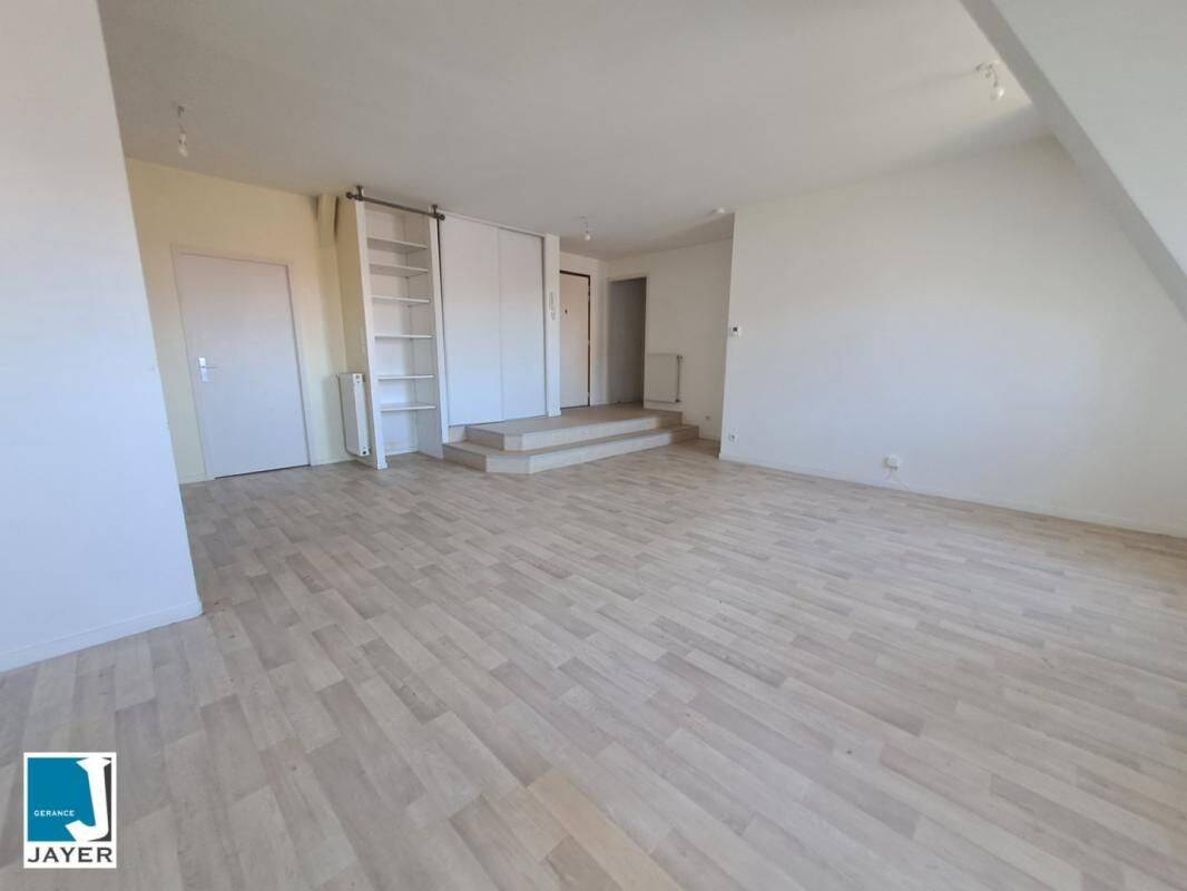 Appartement 2 pièces 55 m² · à Chalon-sur-Saône · 55 m² · 560 €