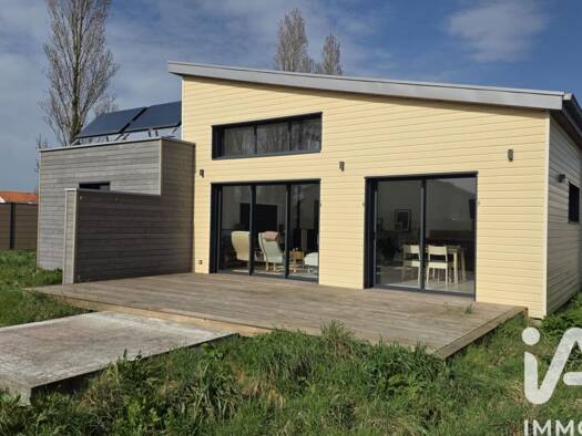 Maison à vendre 468 000 € 5 pièces 3 chambres 109 m² 522 m² de terrain Peripherie Saint-Jean-de-Monts 85160