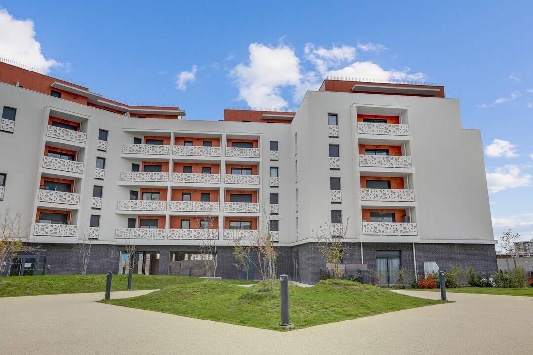 Appartement 2 pièces 42 m² · à Lormont · 42 m² · 650 €