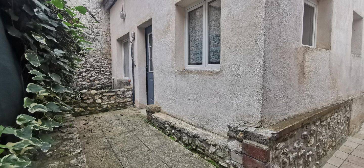 Appartement 2 pièces 59 m² · à Gonesse · 59 m² · 109 000 €